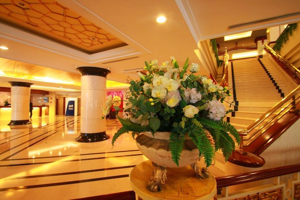 Best Western New Century Hotel Shanghai Eksteriør billede